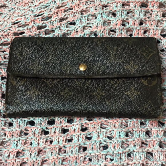 Louis Vuitton Handbags - Louis Vuitton monogram VINTAGE BROWN AND GOLD Continental Wallet